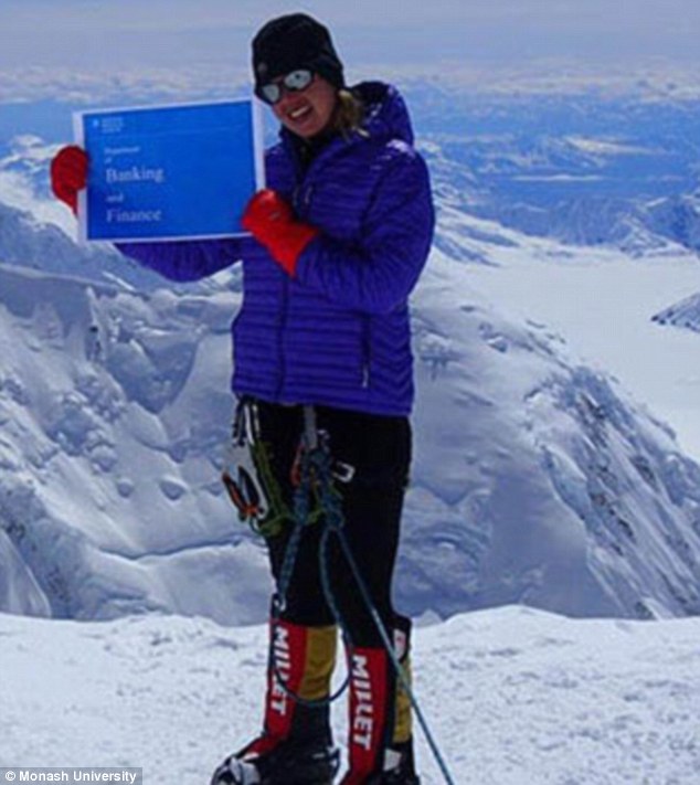 Veganka dr. Maria Strydom umrla je pri silasku s Everesta, vjerojatno od moždanog udara.